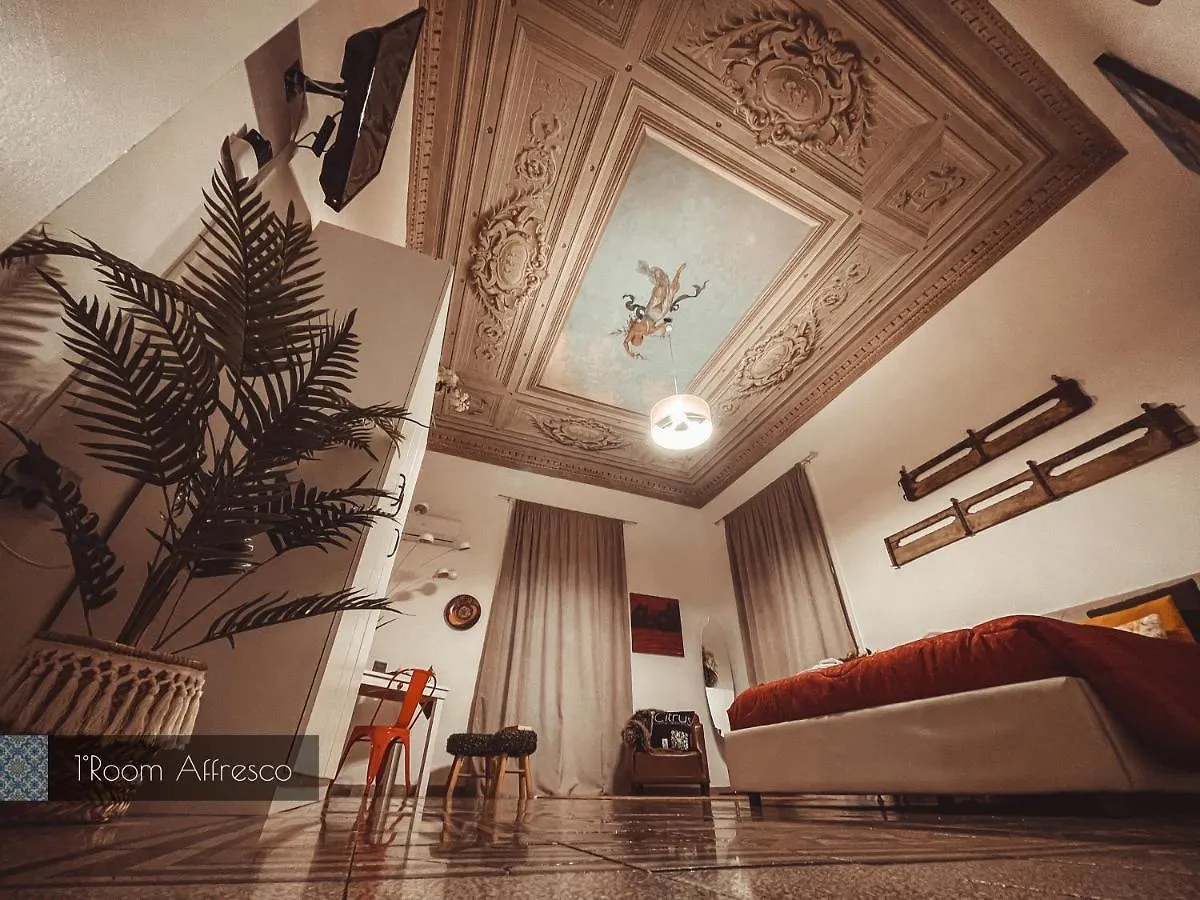 Citrus Luxury Apartment - Holiday Apartment With Up To 3 Bedrooms In Palermo Center 0*,  Italien