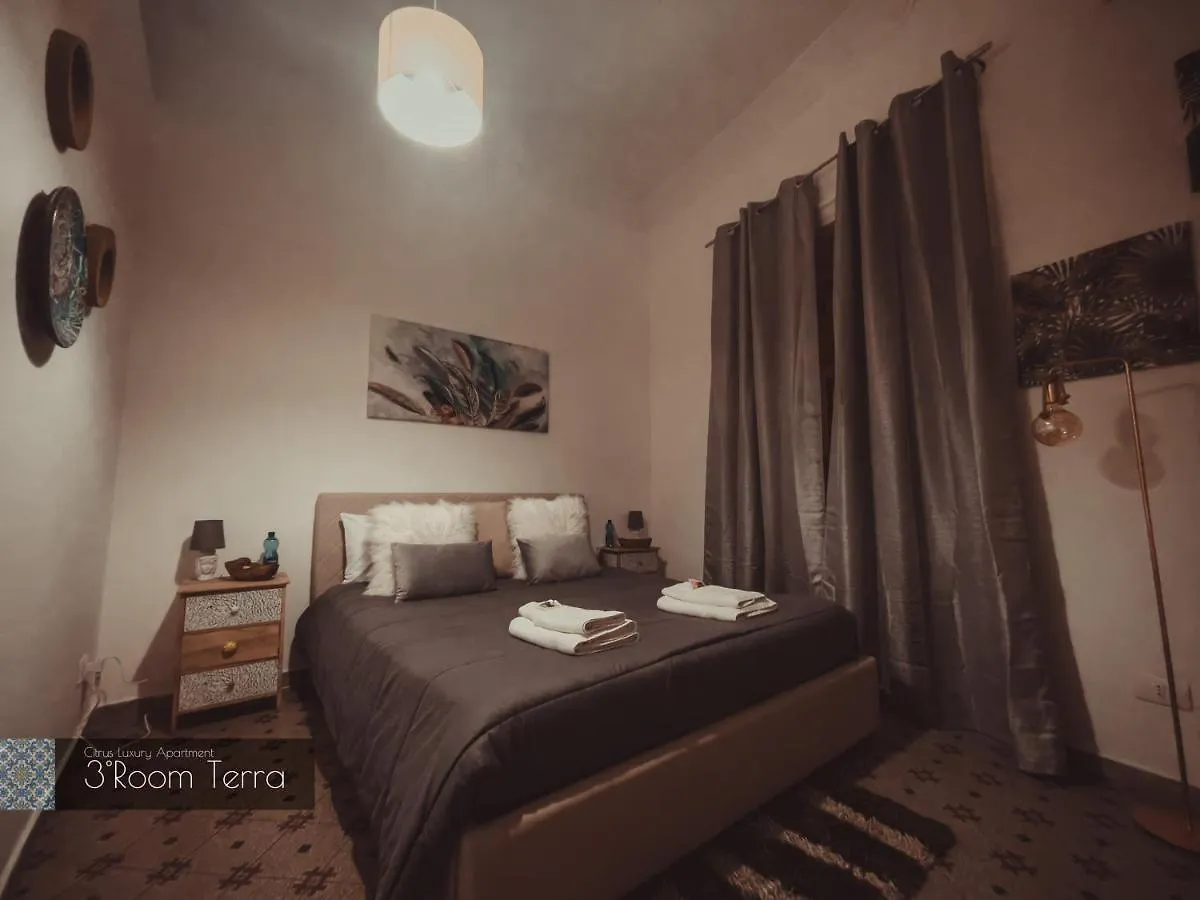 Citrus Luxury Apartment - Holiday Apartment With Up To 3 Bedrooms In Palermo Center 0*,  Italien